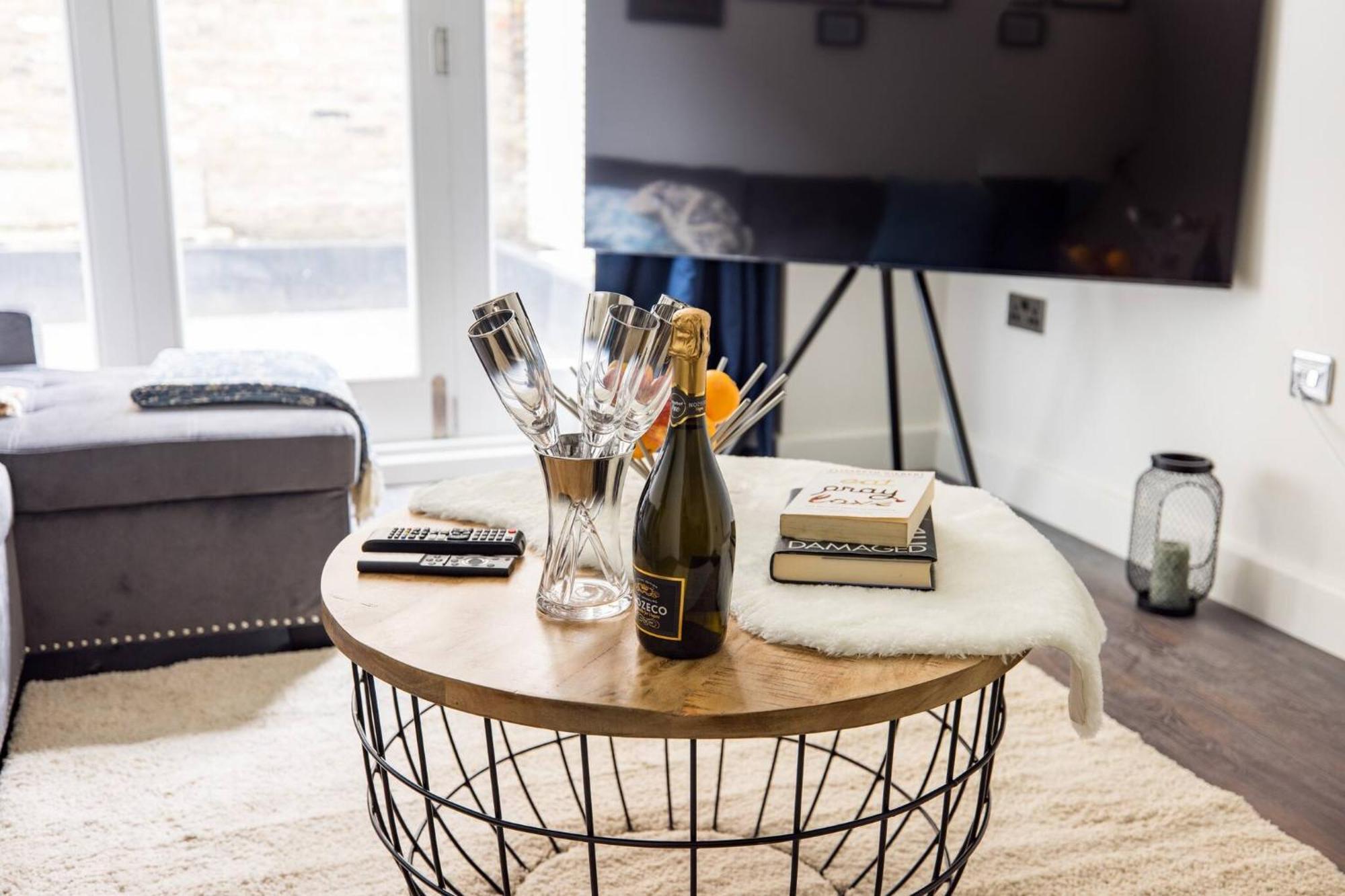 Wild Roses Serviced Apartments - Chelsea London Bagian luar foto