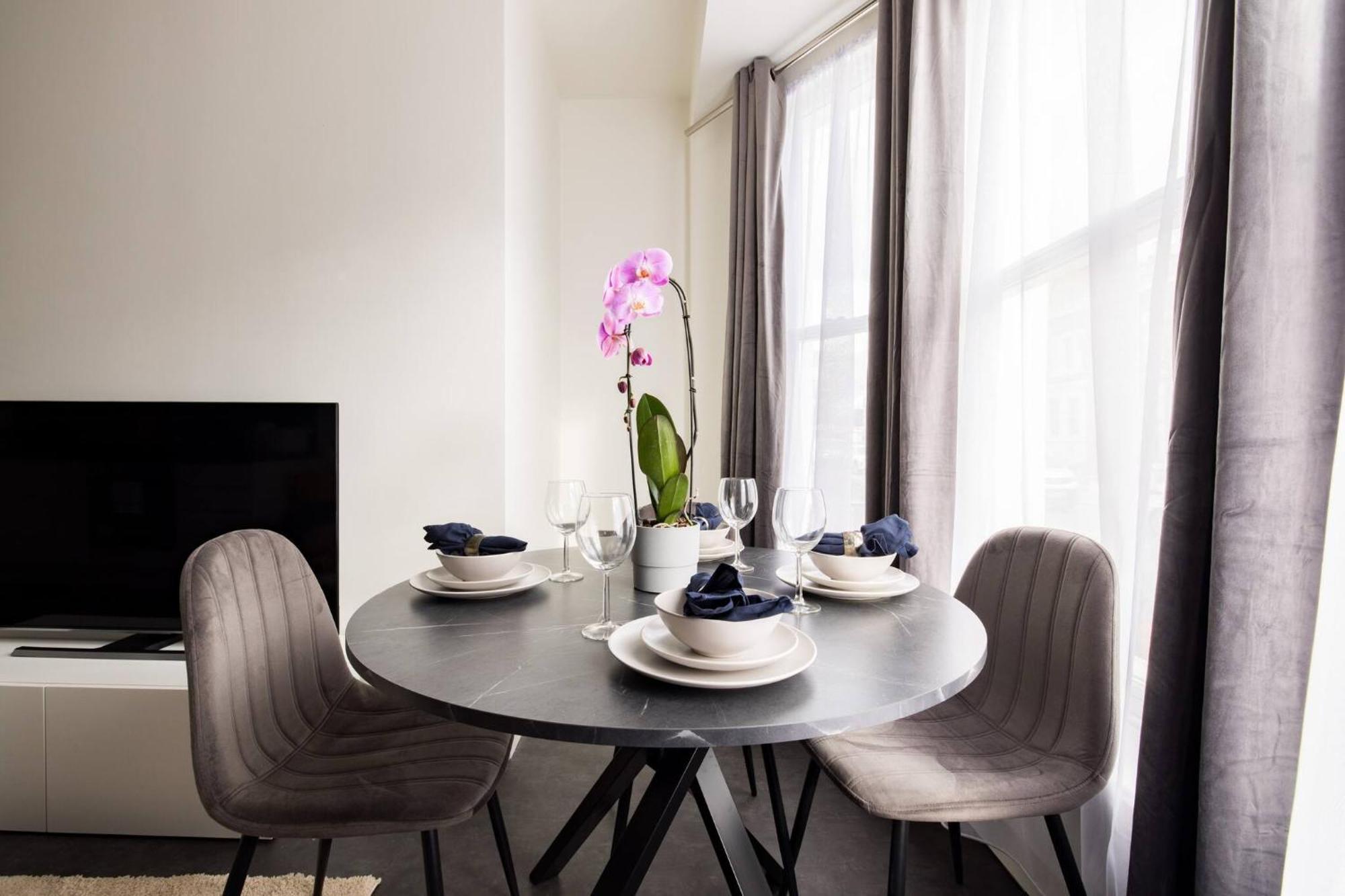 Wild Roses Serviced Apartments - Chelsea London Bagian luar foto